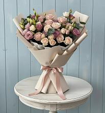 Букет цветов из:  Розы и Лизиантусы в Новониколаевском