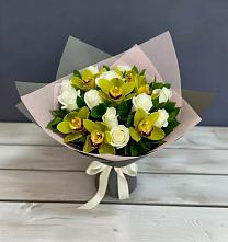 Букет цветов из:  Орхидеи и Розы в Новониколаевском