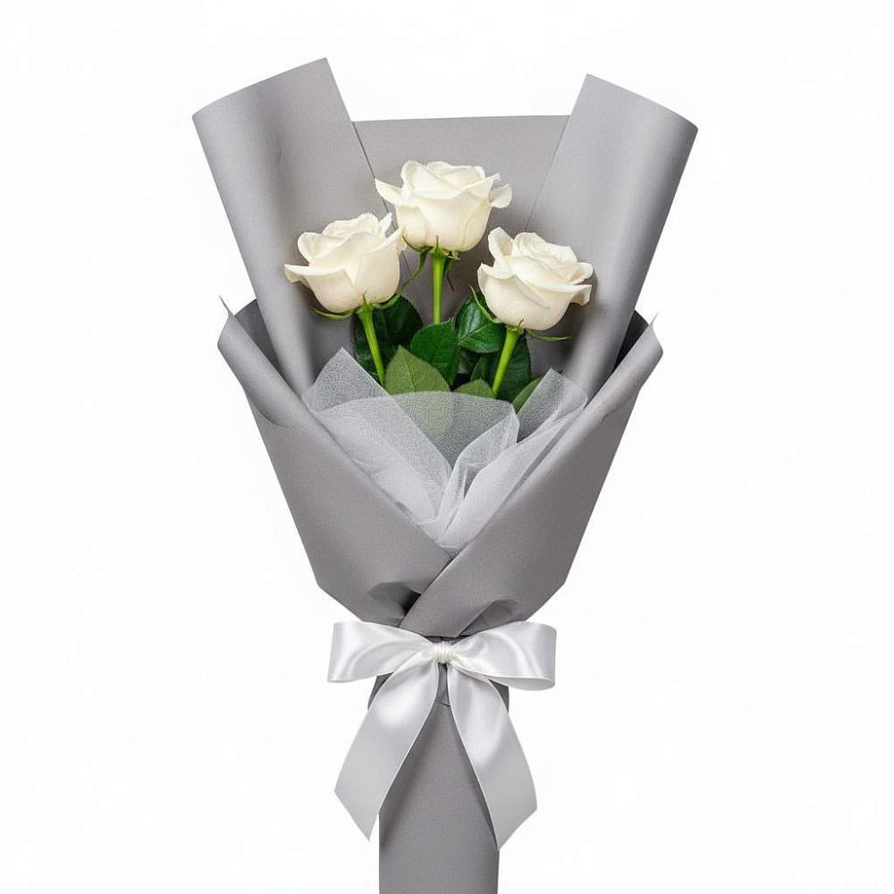 Букет 3 белые розы в Новониколаевском