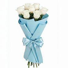 Букет 7 белых роз Проуд в Новониколаевском