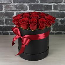 Цветочная композиция из Розы в шляпной коробке в Новониколаевском