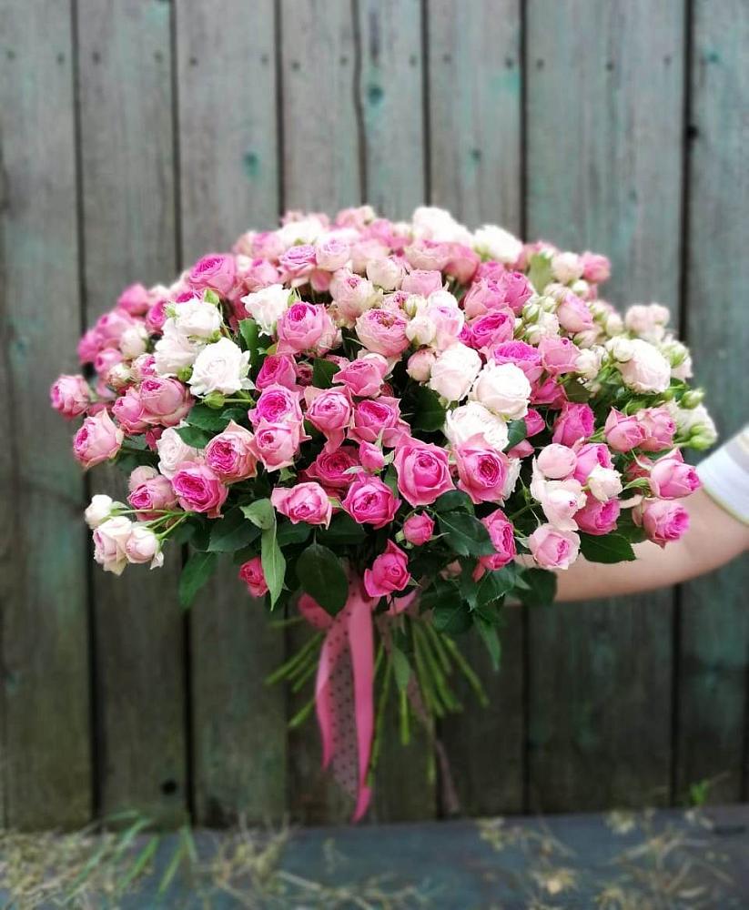 Букет Розовые кустовые розы Натали и Лав Лидия в Новониколаевском