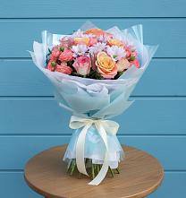 Букет цветов из:  Хризантемы и Розы в Новониколаевском