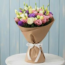 Букет цветов из:  Лизиантусы в Новониколаевском