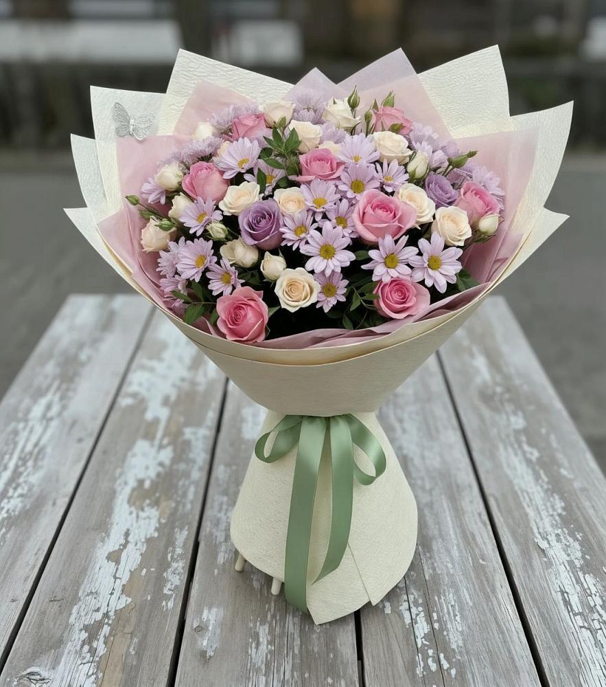 Букет цветов из: Розы и Хризантемы в Новониколаевском