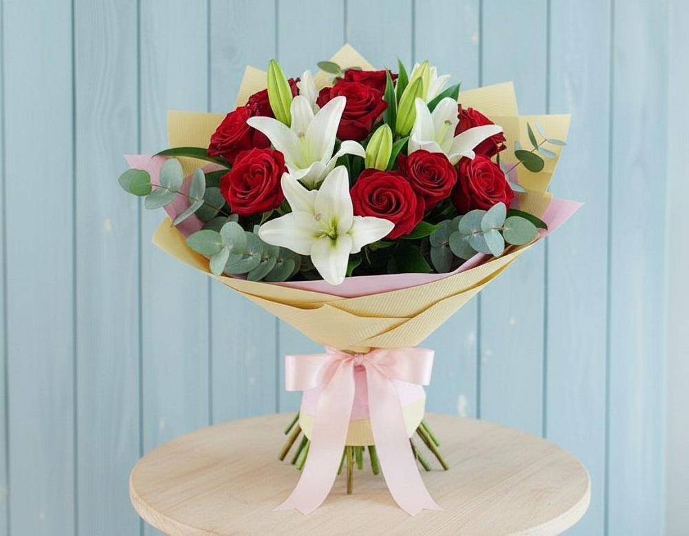 Букет цветов из: Лилии и Розы в Новониколаевском